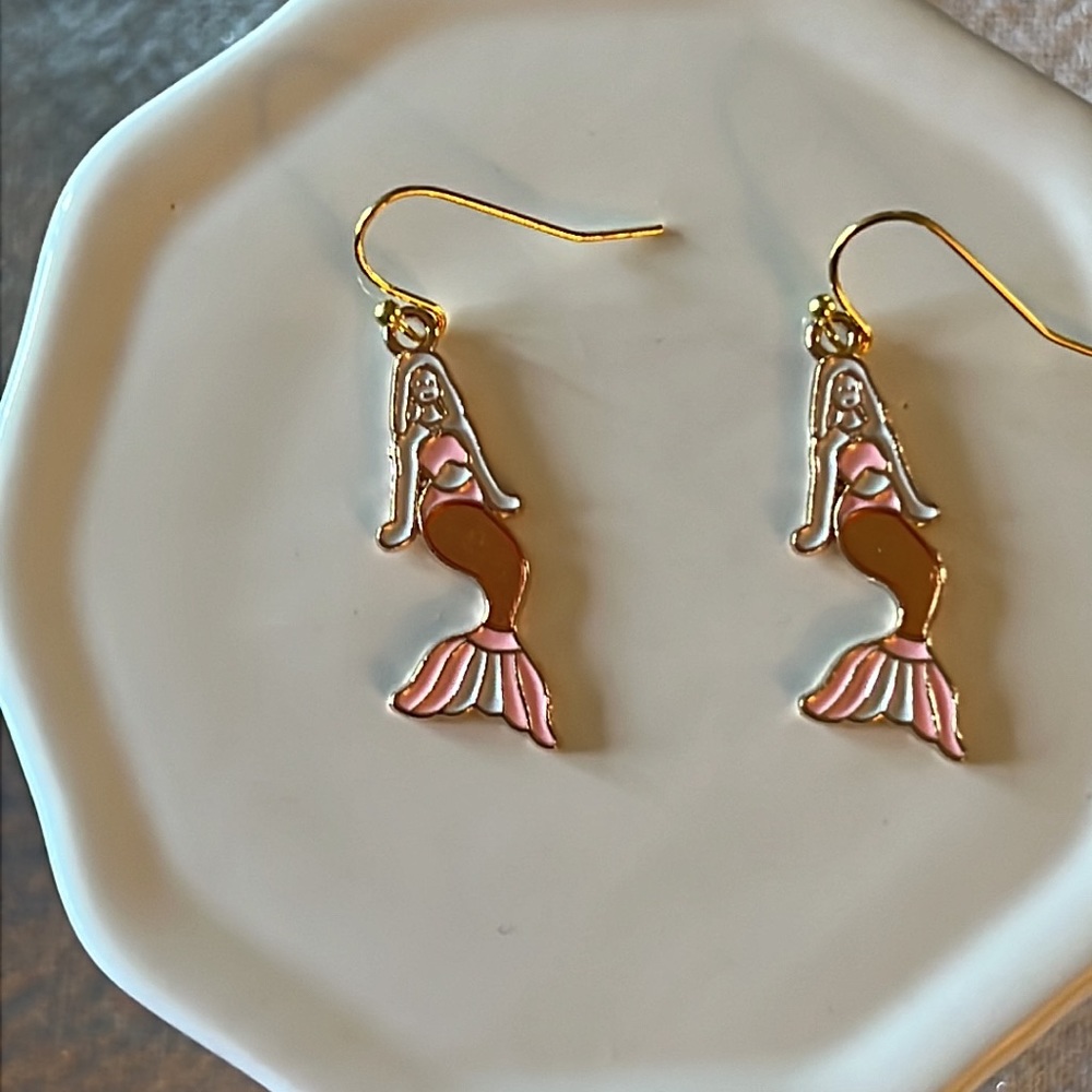 🧜‍♀️ Mermaid Earrings